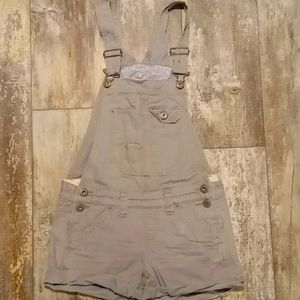 American Eagle Shortalls